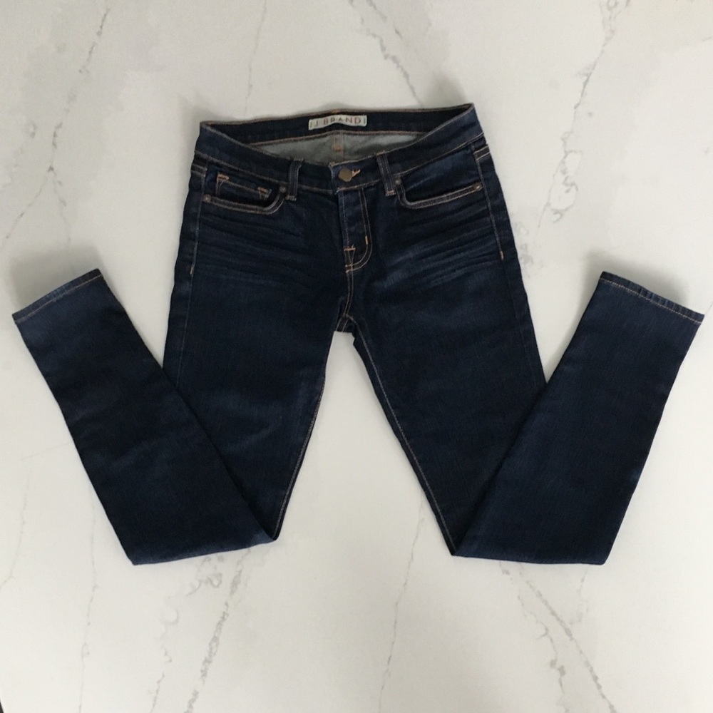 J Brand’s “The Skinny” Jean In Ink. Sz 26 - Picture 4 of 8